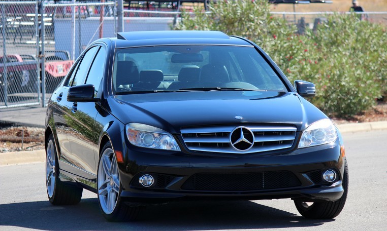Mercedes Benz C300 AMG Package for Sale in Sacramento Rosevile Folsom Cameron Park Shingle Springs El Dorado Hills Placerville