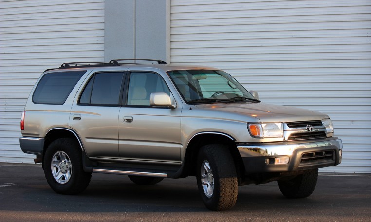 Toyota 4Runner 4WD for Sale in Sacramento Rosevile Folsom Cameron Park Shingle Springs El Dorado Hills Placerville