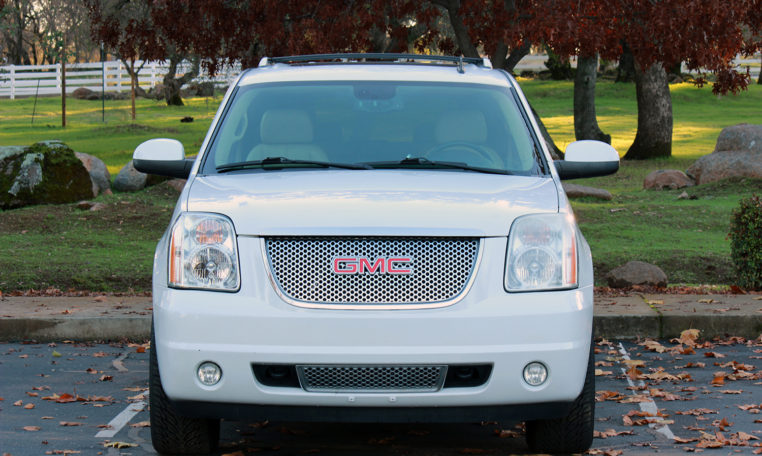 GMC Yukon XL Denali for Sale in Sacramento Rosevile Folsom Cameron Park Shingle Springs El Dorado Hills Placerville