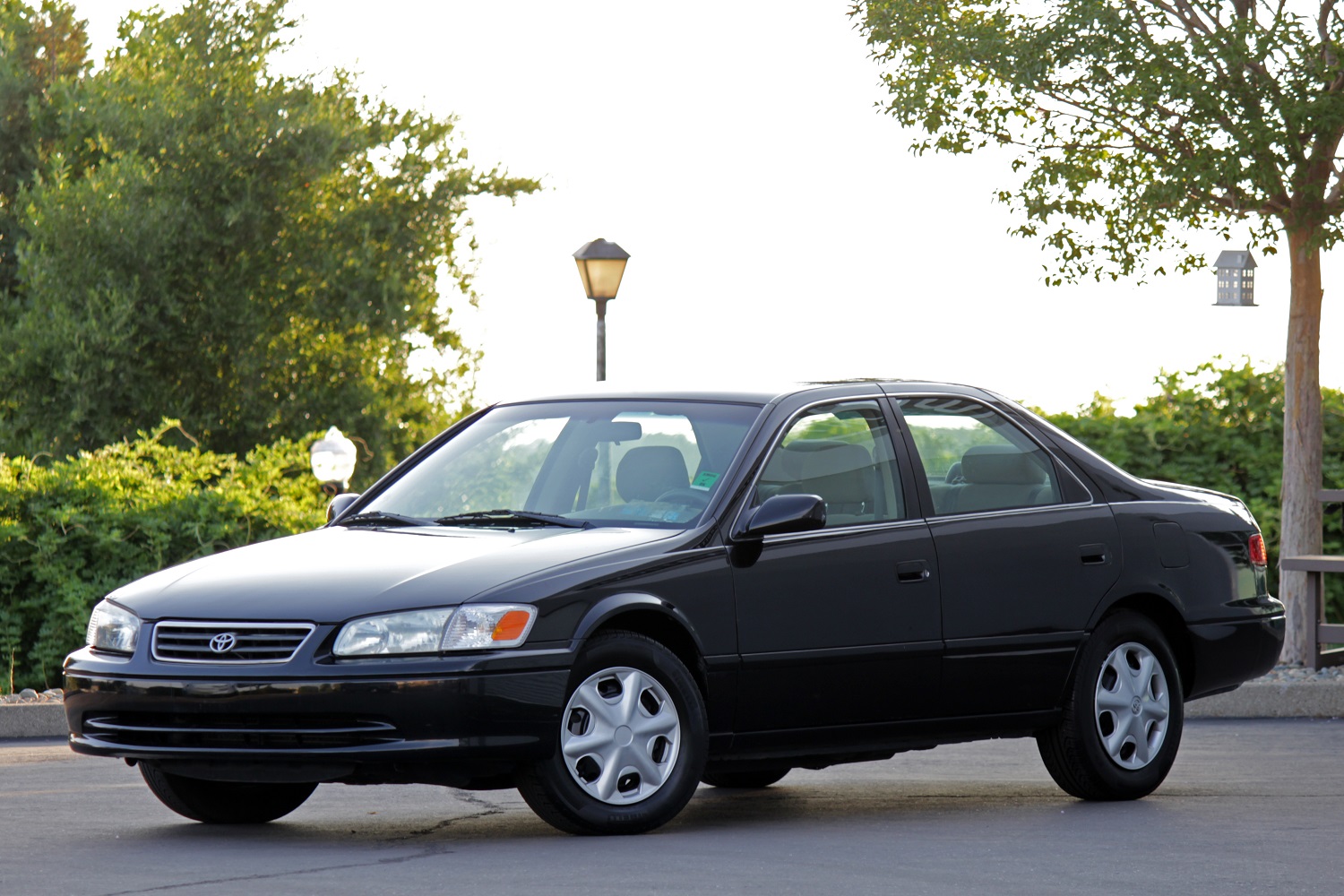 Prestige Motors 2001 Toyota Camry CE for Sale in Sacramento