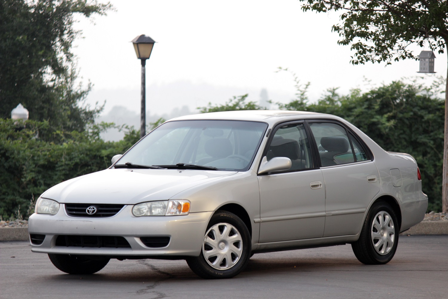 Prestige Motors 2002 Toyota Corolla LE for Sale in Sacramento