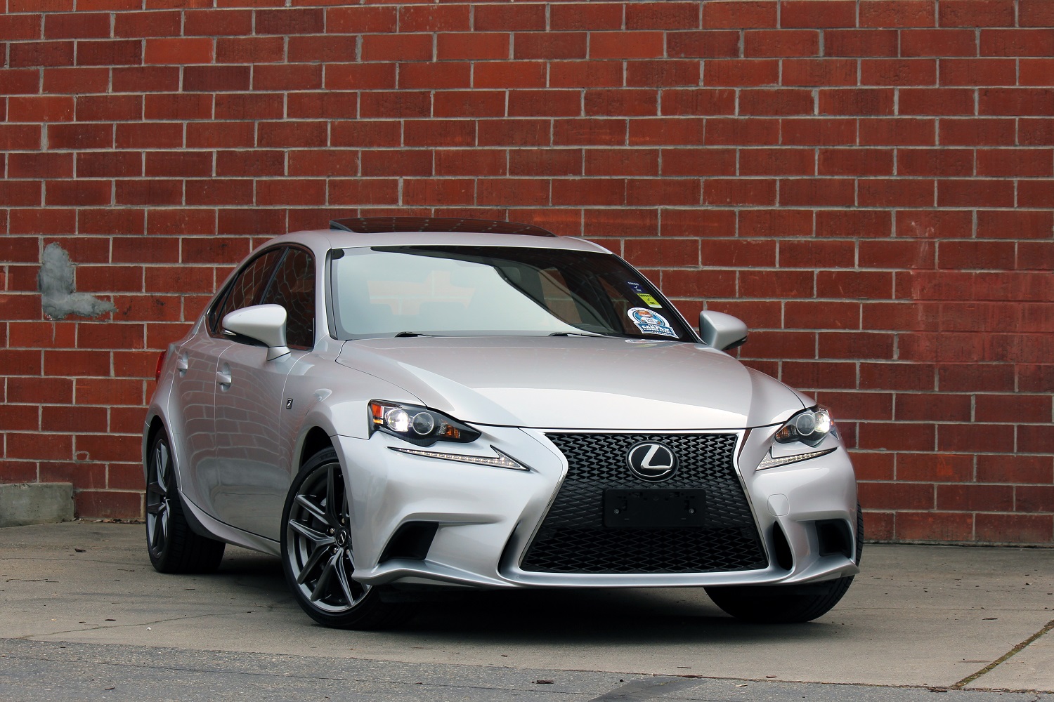 2016 Lexus IS 350 F SPORT photo 3