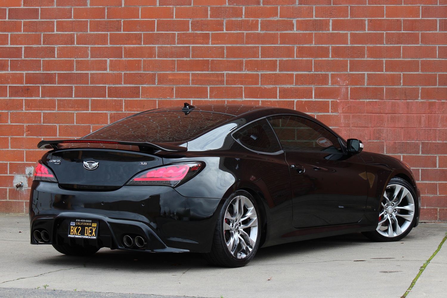 2015 Hyundai Genesis Ultimate photo 4