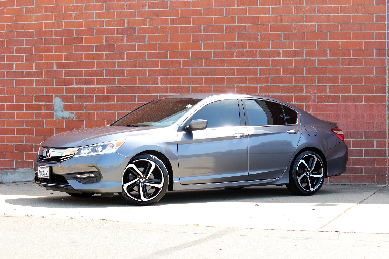 2017 Honda Accord Sport photo 3