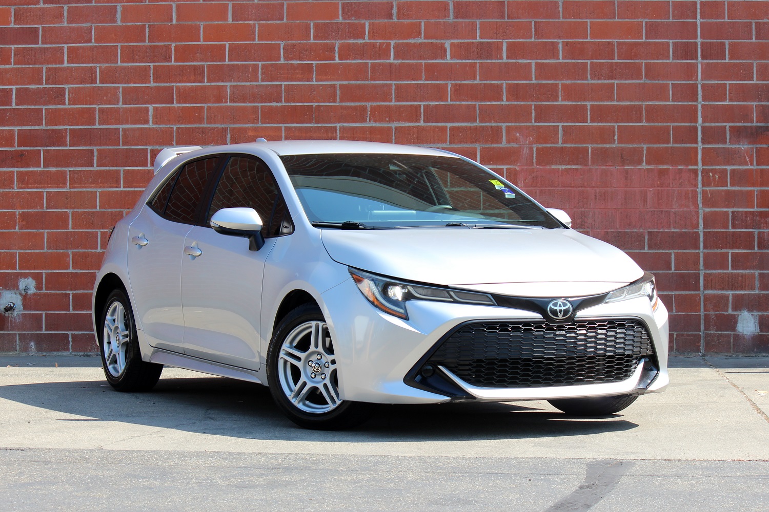 2019 Toyota Corolla SE photo 3