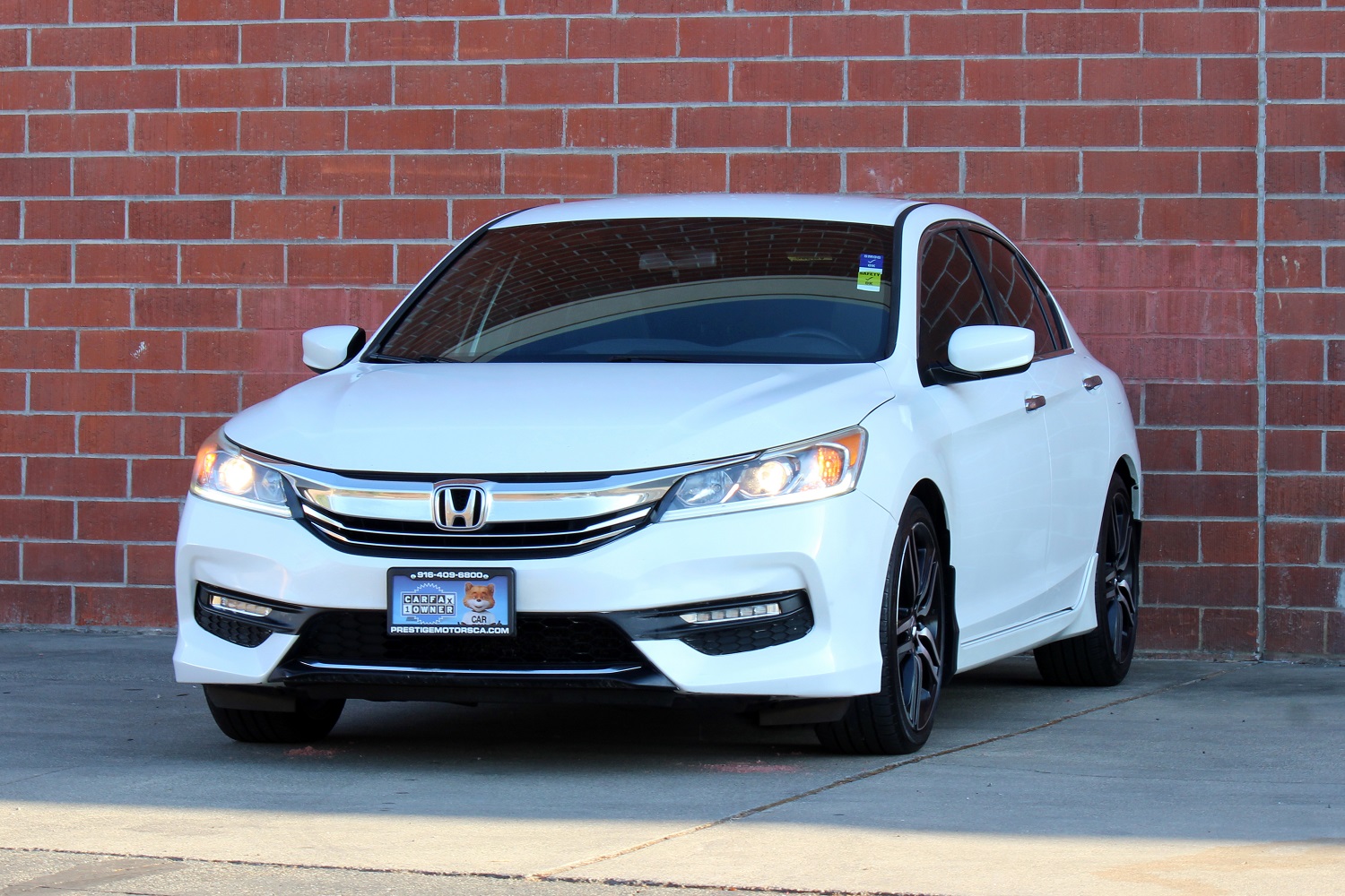 2016 Honda Accord Sport photo 4