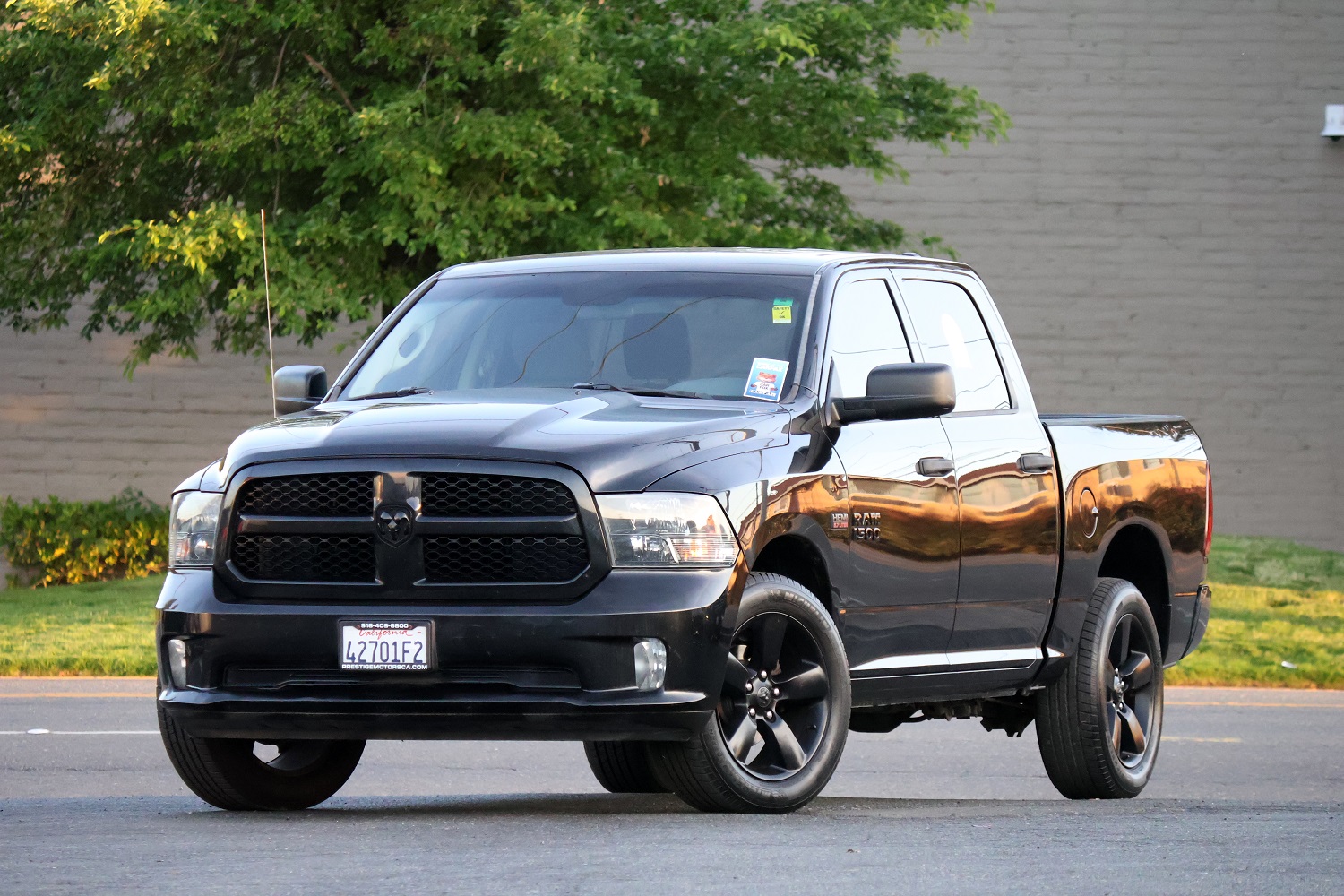 2017 RAM 1500 Express Crew Cab 5'7's photo